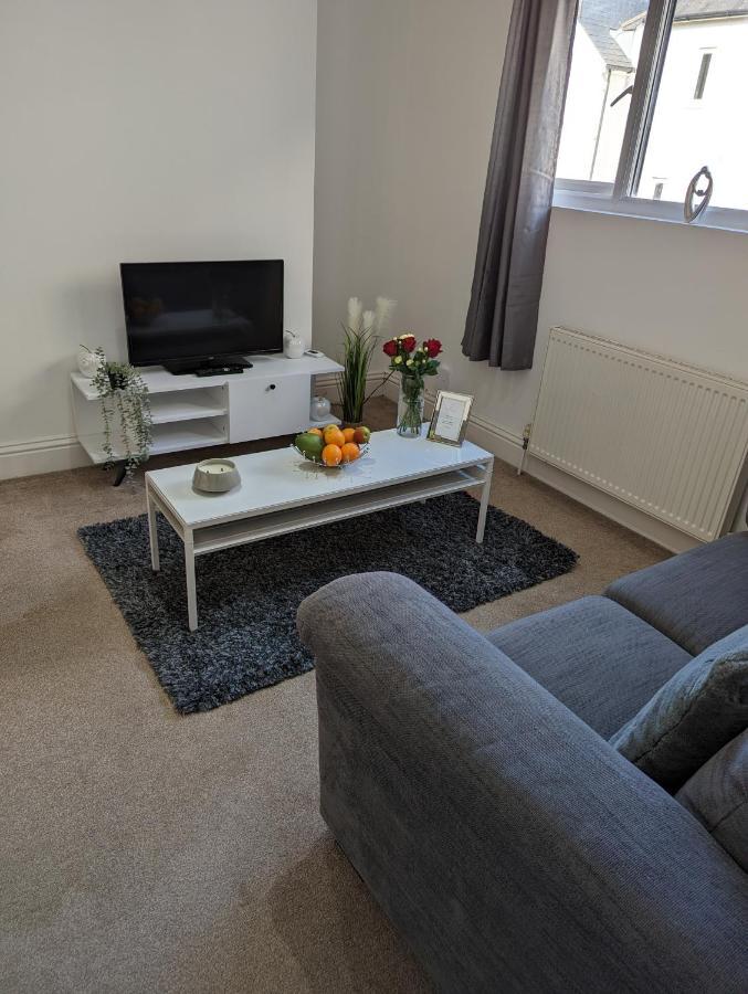 1 Bedroom Flat In Грейвсенд Екстериор снимка